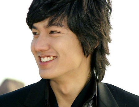 Lee Min Ho - Anh chàng đa phong cách - 1