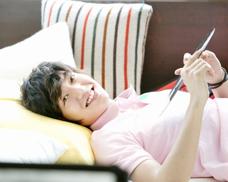 Lee Min Ho - Anh chàng đa phong cách - 14