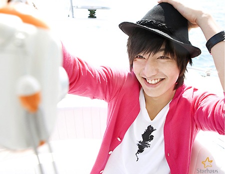 Lee Min Ho - Anh chàng đa phong cách - 15