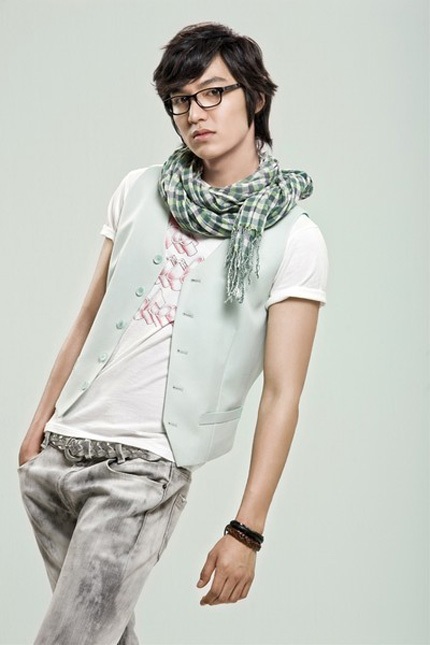 Lee Min Ho - Anh chàng đa phong cách - 5