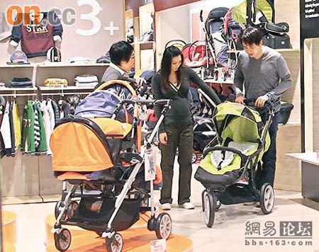 "Bà bầu" Diêu Gia Ni tự tin chụp ảnh bán khỏa thân - 9 "Bà bầu" Diêu Gia Ni tự tin chụp ảnh bán khỏa thân - 9