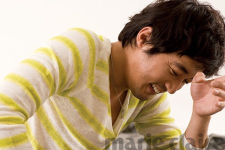 Ahn Jae Wook phẫu thuật họng - 3