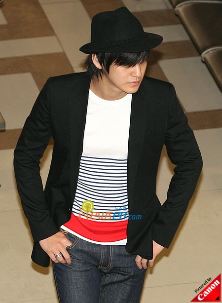 F4 xứ Hàn mệt mỏi trên đường tới Nhật Bản - 8