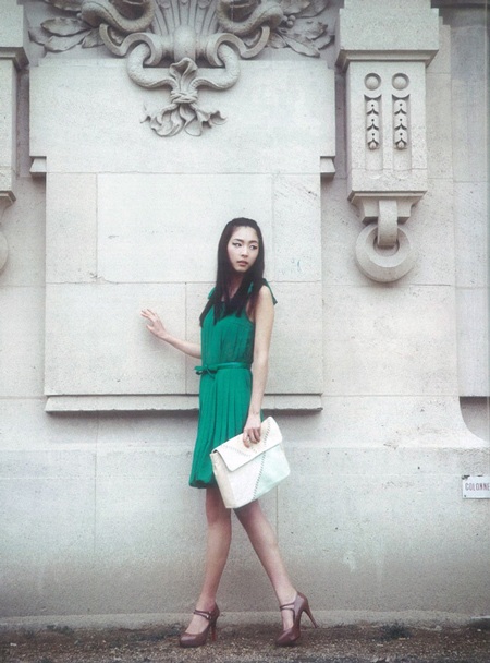 Hai kiều nữ xứ Hàn “đua sắc” trên Vogue Girl - 4 Hai kiều nữ xứ Hàn “đua sắc” trên Vogue Girl - 4