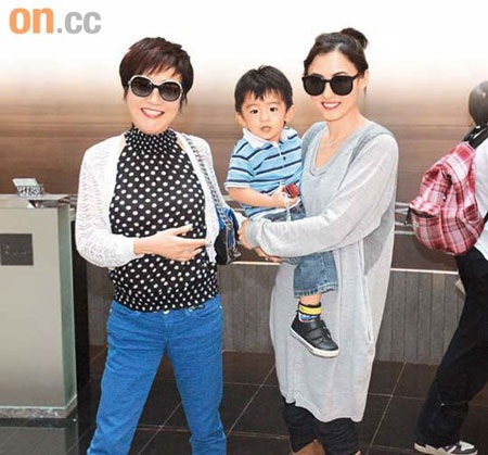 Mới 2 tuổi, con trai Trương Bá Chi được mời làm người phát ngôn - 5