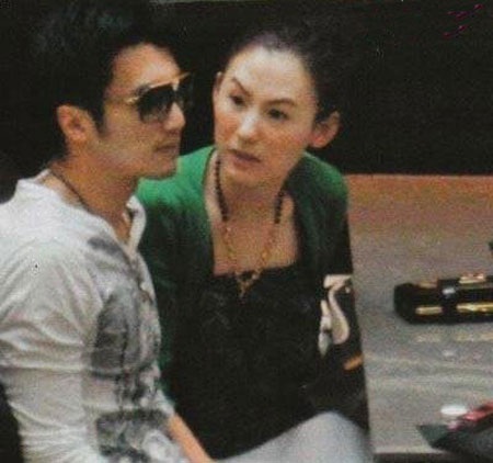 Mới 2 tuổi, con trai Trương Bá Chi được mời làm người phát ngôn - 3