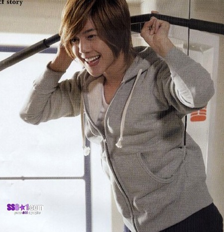 Kim Hyun Joong của “Boys before flowers” đi cấp cứu - 9 Kim Hyun Joong của “Boys before flowers” đi cấp cứu - 9