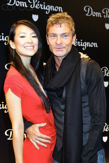 Mối quan hệ giữa Chương Tử Di và vị hôn phu trục trặc? - 1 Mối quan hệ giữa Chương Tử Di và vị hôn phu trục trặc? - 1