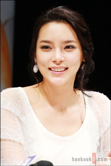 Park Shi Yeon "dồn" sức cho vai diễn mới - 14 Park Shi Yeon "dồn" sức cho vai diễn mới - 14