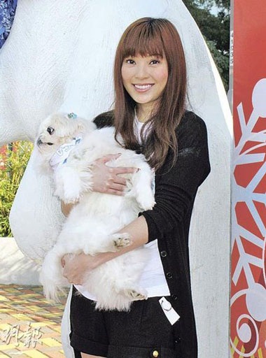 Bạn bè nói gì về đám cưới của Nghê Chấn và Châu Huệ Mẫn? - 3 Bạn bè nói gì về đám cưới của Nghê Chấn và Châu Huệ Mẫn? - 3