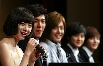 Nhóm F4 xứ Hàn tổ chức buổi họp báo đầu tiên - 4