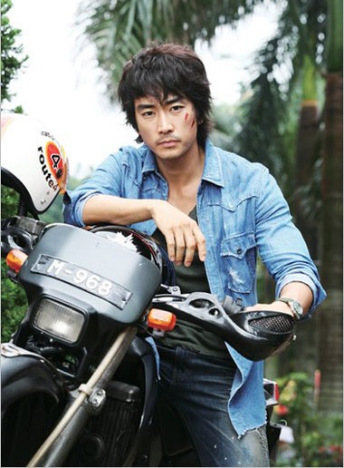 Song Seung Heon cảm thông với Lee Dae Hae - 3 Song Seung Heon cảm thông với Lee Dae Hae - 3