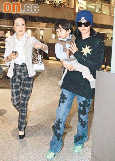 Trương Bá Chi mang bầu lần hai - 4