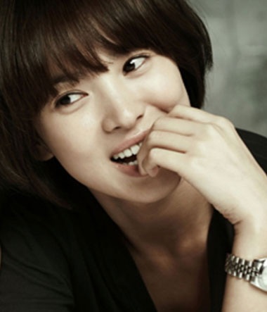 Phim “hot” của Song Hye Kyo lùi ngày bấm máy - 2 Phim “hot” của Song Hye Kyo lùi ngày bấm máy - 2