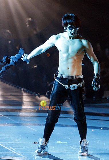 Thưởng thức khả năng hát tiếng Anh của Bi (Rain) - 3 Thưởng thức khả năng hát tiếng Anh của Bi (Rain) - 3