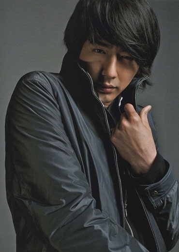 Jo In Sung “bật mí” cảm giác làm “gay” - 1