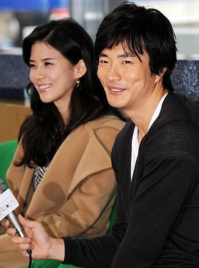 Kwon Sang Woo làm lễ kết hôn với hoa hậu Lee Bo Young? - 13