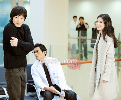 Kwon Sang Woo làm lễ kết hôn với hoa hậu Lee Bo Young? - 22