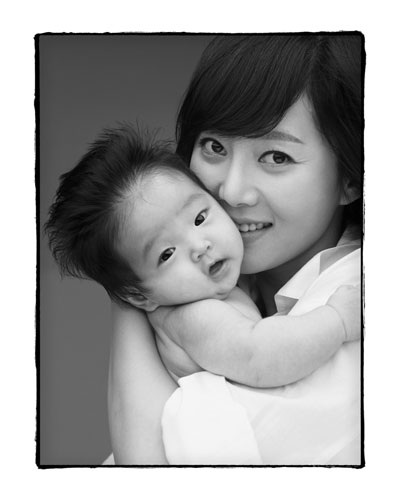 Bộ ảnh đen trắng ấn tượng của sao Hàn - 2