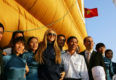 Nhan sắc Nga đẹp rạng ngời trên đất Quảng Ninh  - 16