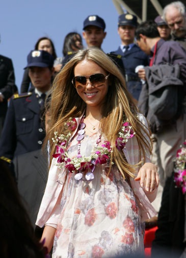 Nhan sắc Nga đẹp rạng ngời trên đất Quảng Ninh  - 3