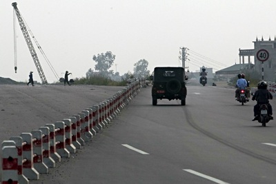 Những cây cầu bắc qua sông Hồng tại Thủ đô - 3