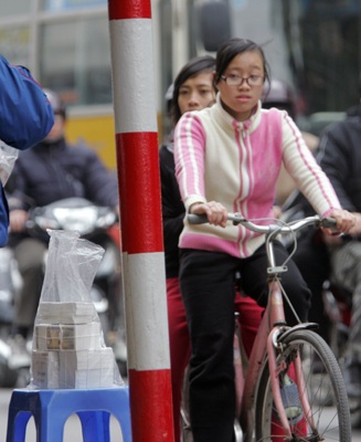 Chùm ảnh: Chợ tiền tết Hà Nội - 3 Chùm ảnh: Chợ tiền tết Hà Nội - 3