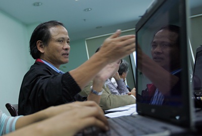 Những thách thức cam go - 16