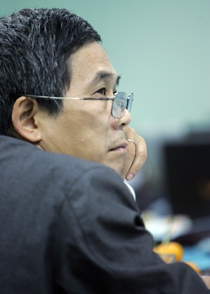 Những thách thức cam go - 7