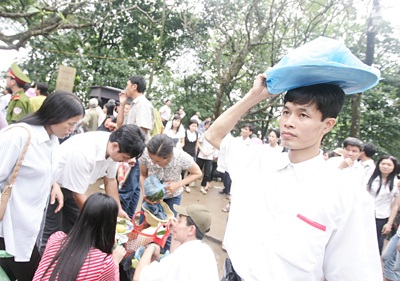 Chùm ảnh: Theo chân “Lang Liêu” về giỗ Tổ - 4