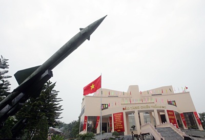 “Điện Biên Phủ trên không” - 35 năm nhìn lại - 15