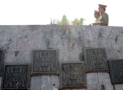 Giọt nước mắt cho quê hương - 7