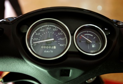 Suzuki ra mắt phiên bản Hayate mới - 4 Suzuki ra mắt phiên bản Hayate mới - 4