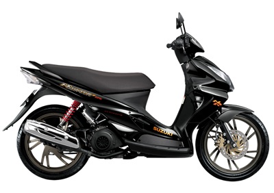 Bộ sưu tập xe màu đen của Suzuki - 1 Bộ sưu tập xe màu đen của Suzuki - 1