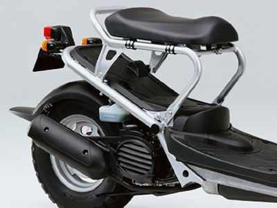 "Đồ chơi" Honda: Xe máy tiết kiệm xăng - 10