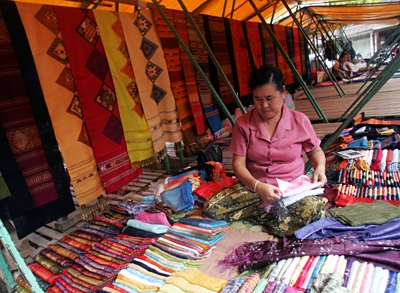 Tắm tượng cầu may - 2