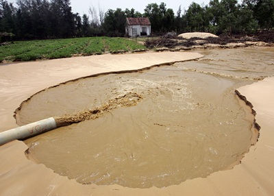 Nơi vàng đen đi qua - 9