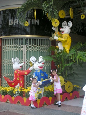 Sài Gòn ngập tràn sắc Xuân mùng 1 Tết - 1 Sài Gòn ngập tràn sắc Xuân mùng 1 Tết - 1