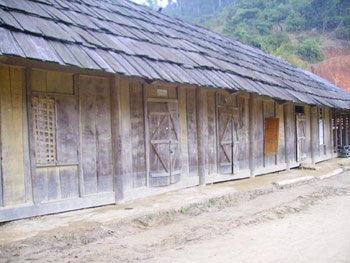 Không có ký túc xá, học sinh bỏ học! - 1