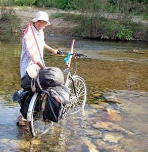 Đạp xe xuyên Việt “Vì trẻ thơ Việt Nam”  - 1