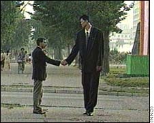 10 người đàn ông cao nhất thế giới - 1