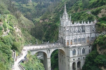 10 nhà thờ đẹp nhất thế giới (1) - 4