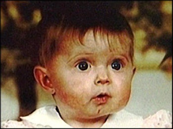 Em bé 9 tuổi có thân hình của bà lão 70 - 2 Em bé 9 tuổi có thân hình của bà lão 70 - 2