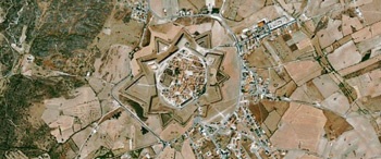 6 pháo đài ngôi sao đẹp nhất thế giới - 7