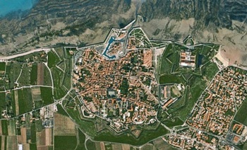 6 pháo đài ngôi sao đẹp nhất thế giới - 9