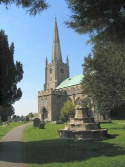 Lời nguyền của phù thủy nước Anh - 1