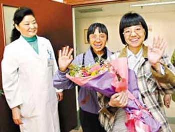 “Giải thoát” cho cô gái có khối u lớn nhất thế giới - 1 “Giải thoát” cho cô gái có khối u lớn nhất thế giới - 1
