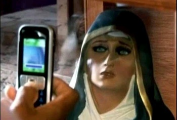 Mexico xôn xao tượng Đức mẹ Mary không ngừng rơi lệ - 4 Mexico xôn xao tượng Đức mẹ Mary không ngừng rơi lệ - 4