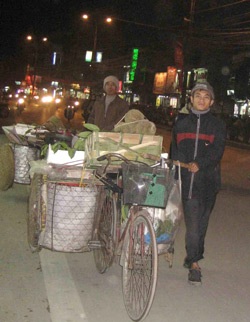 Mưu sinh nơi hè phố - 2 Mưu sinh nơi hè phố - 2