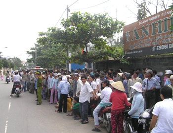 Nữ chủ quán cà phê bị giết trong đêm - 1 Nữ chủ quán cà phê bị giết trong đêm - 1